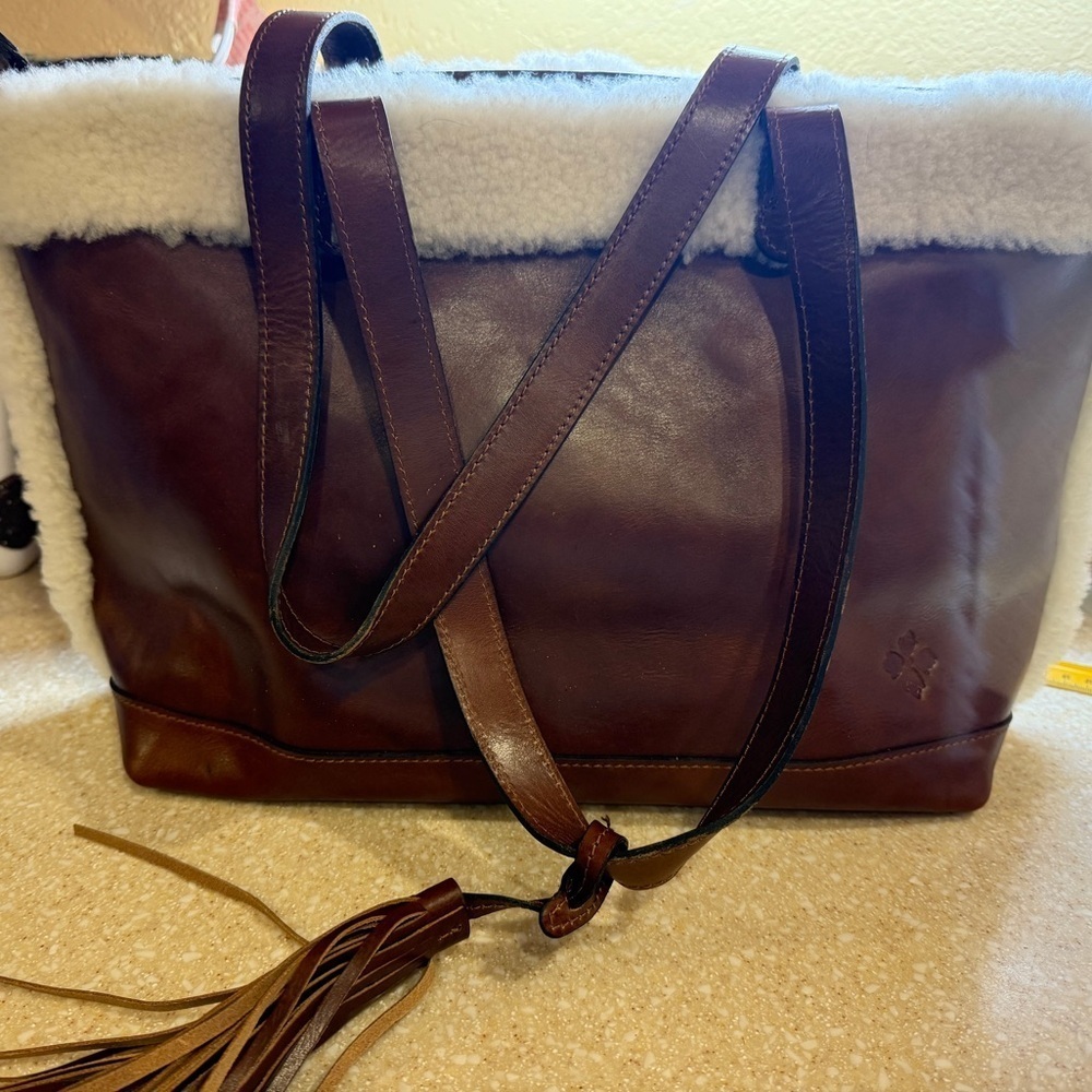 Patricia Nash Brown Tote Bag Purse with Cream Sherpa Trim NEW
